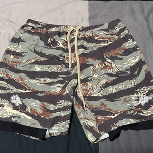 DARCSPORT Wolf Head Compression Shorts